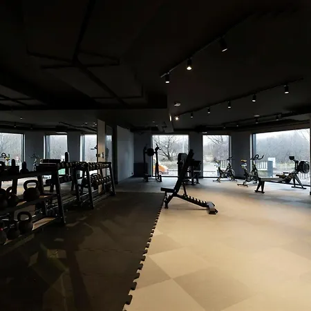 Porto Mare Letnica Gym & Parking By Lion * Gdańsk